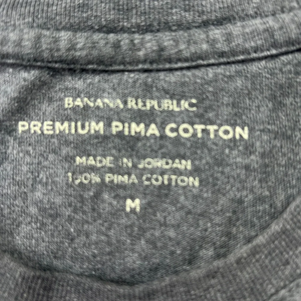 Banana Republic T Shirt Mens Medium Charcoal Gray Premium Pima Cotton Crew Neck